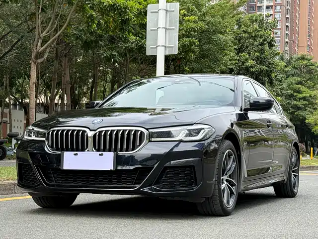 BMW 5-Series 2022 535 Le M