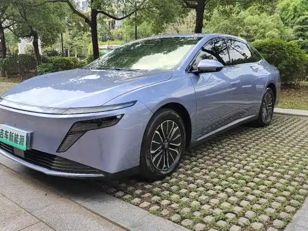 Nissan N6 2026 180 Max