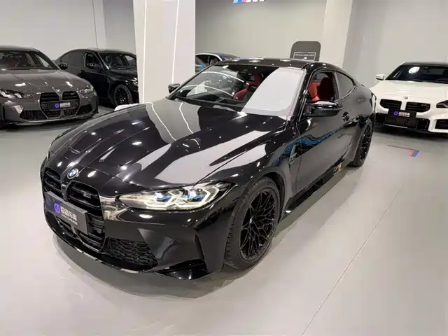 BMW M4 2023 M 4 M x Drive