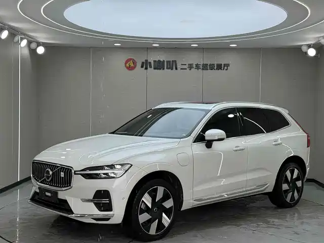 Volvo XC60 Hybrid 2024 T 8 PHEV 4 WD
