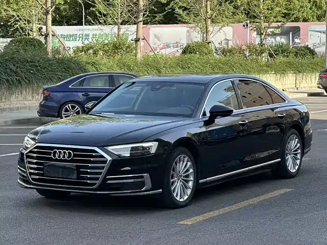 Audi A 8 2019 Plus A 8 L 50 TFSI quattro Comfort