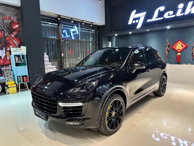 Porsche Cayenne 2016 Cayenne Turbo S 4.8 T