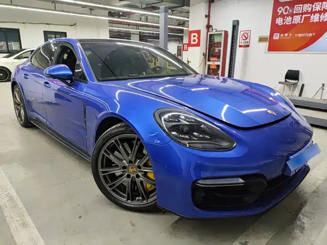 Porsche Panamera 2019 Panamera GTS 4.0 T