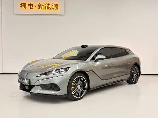 Denza Z 9 GT 2026 Flagship