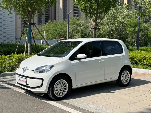 Volkswagen up! 2015 1.0 L move up!