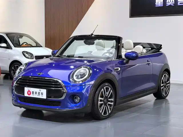 MINI Cabrio