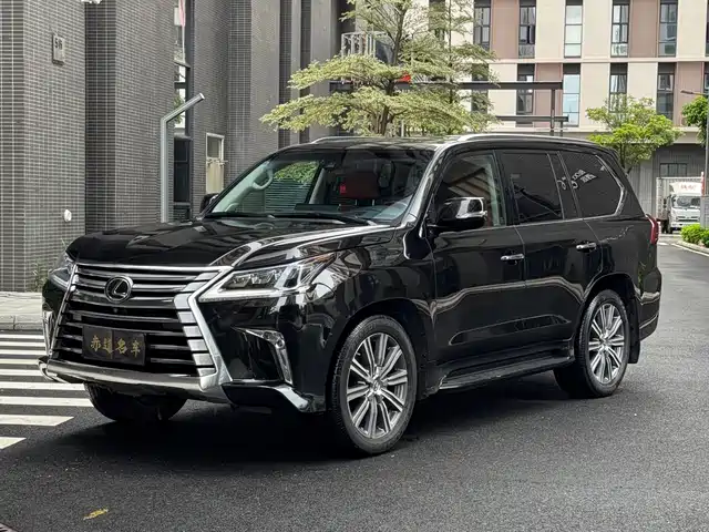 Lexus LX 2016 570