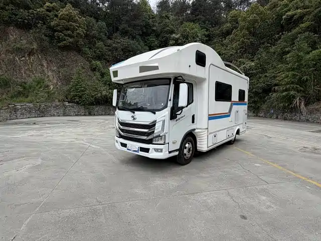 SAIC Maxus MAXUS V 100 2023 2.0 T V 100