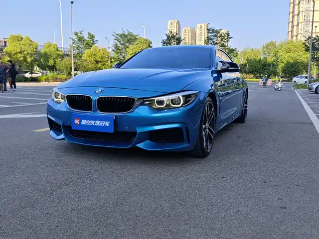 BMW 4-Series 2019 425i M
