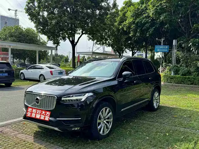 Volvo XC90 2019 T 6 7 V
