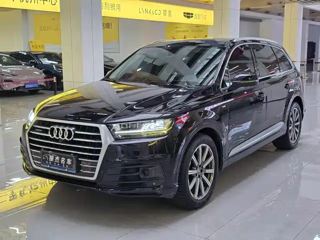 Audi Q 7 2018 45 TFSI Premium