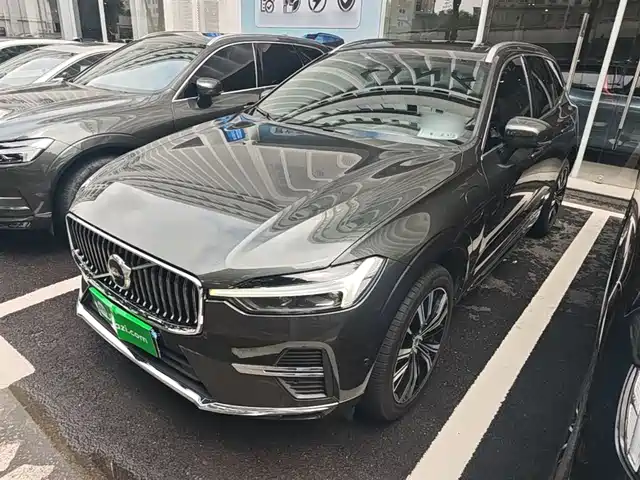 Volvo XC60 Hybrid 2022 T 8 PHEV 4 WD