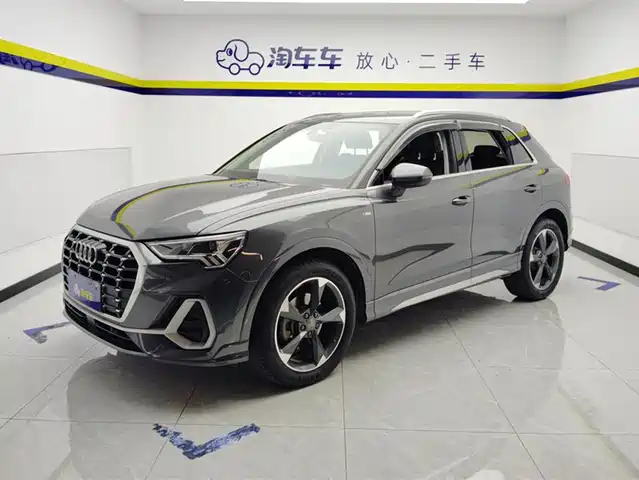 Audi Q3 2019 40 TFSI