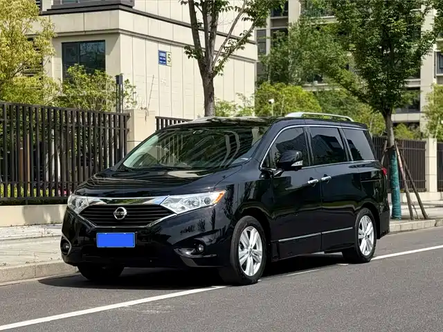 Nissan Quest