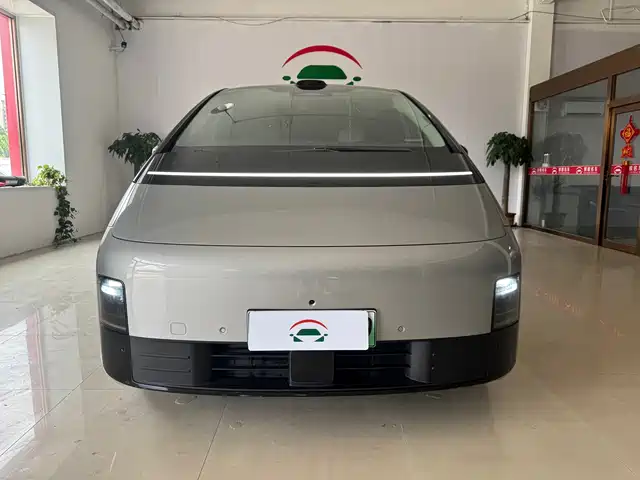Li Auto MEGA 2025 Home