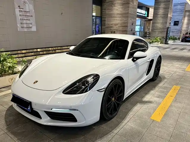 Porsche 718 2018 Cayman 2.0 T