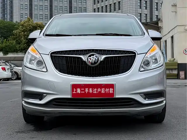 Buick GL 8 2017 25 S Comfort V
