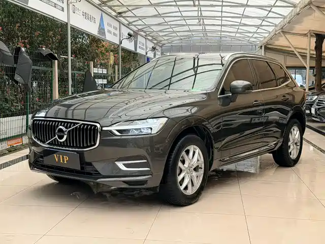 Volvo XC60 2021 T 5 4 WD