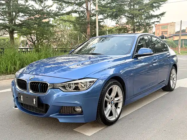 BMW 3-Series 2018 320i M