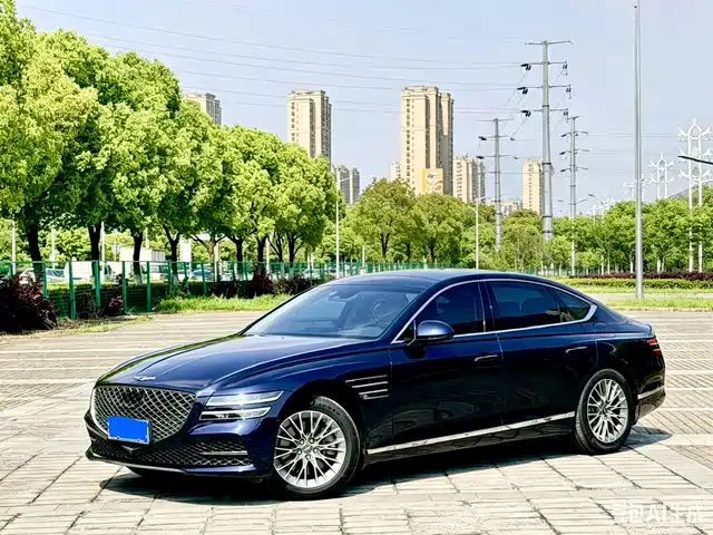 Genesis G 80 2023 2.5 T