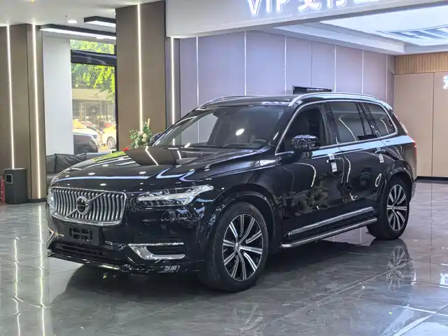 Volvo XC 90 2021 B 6 7