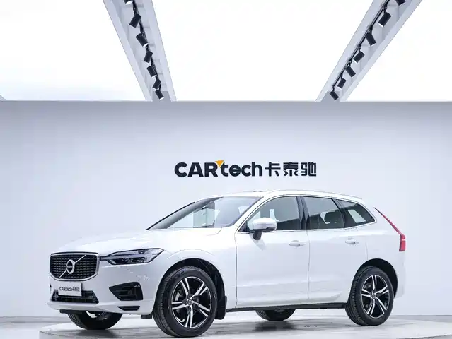Volvo XC 60 2019 T 5 4 WD VI