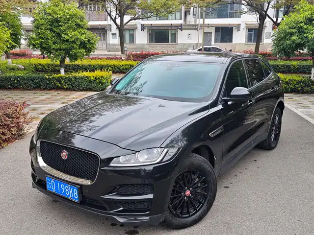 Jaguar F-PACE 2018 2.0 T 4 WDR-Sport