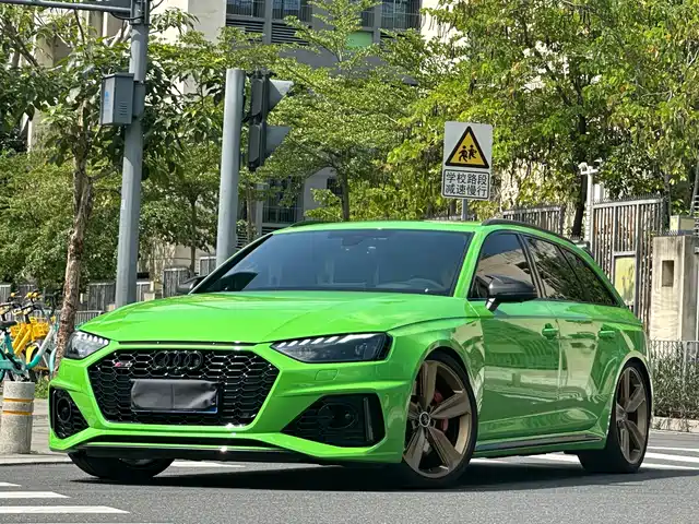 Audi RS4 2023 RS 4 Avant