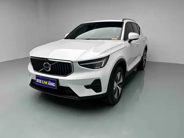Volvo XC40 2024 B 3