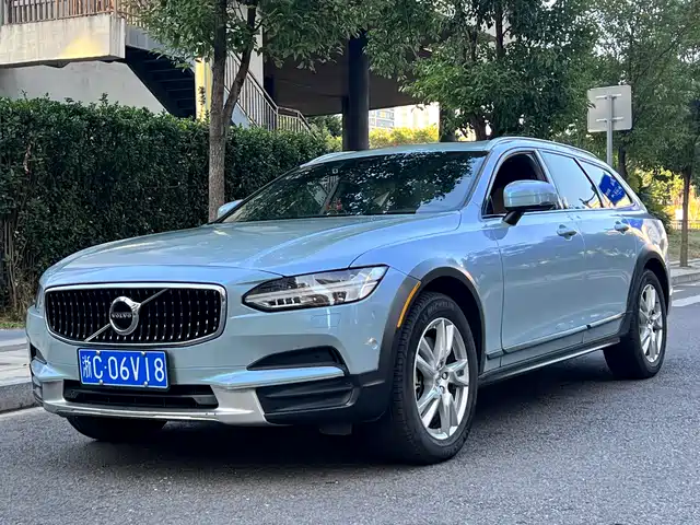 Volvo V90 2017 Cross Country T 5 AWD