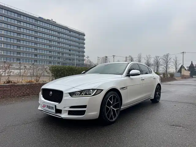 Jaguar XEL 2018 2.0 T 200 PS