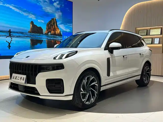 Lynk & Co 09 2021 2.0 T Halo