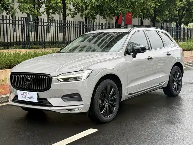 Volvo XC 60 2019 T 5 4 WD V