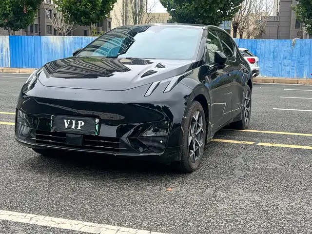 Lynk & Co Z 20 2025 530km Pro