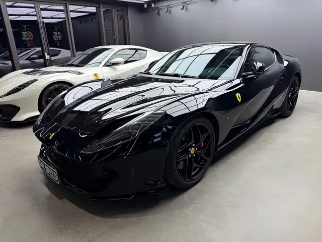 Ferrari 812 2017 6.5 L Superfast