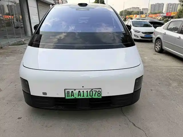 Li Auto MEGA 2025 Home