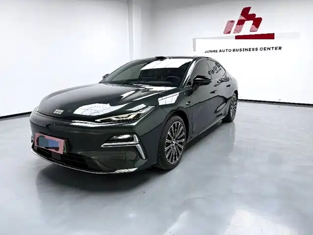 Geely Galaxy 8 2025 130km EM-P