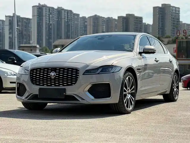 Jaguar XFL 2024 2.0 T P 250 2 WD