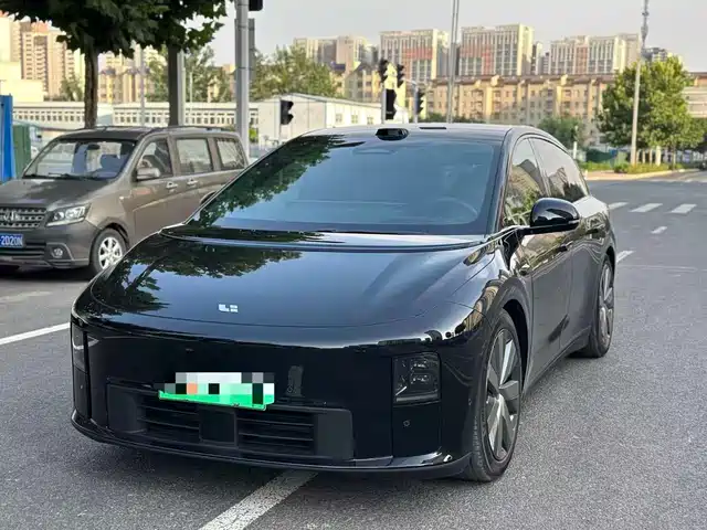 Li Auto i 6 2025 4 WD
