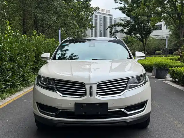 Lincoln MKX 2017 2.0 T 4 WD