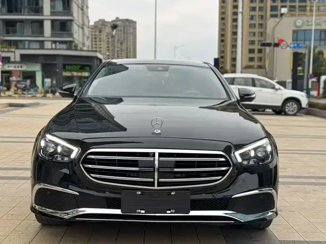 Mercedes-Benz E-Class 2017 E 320 L 4 MATIC