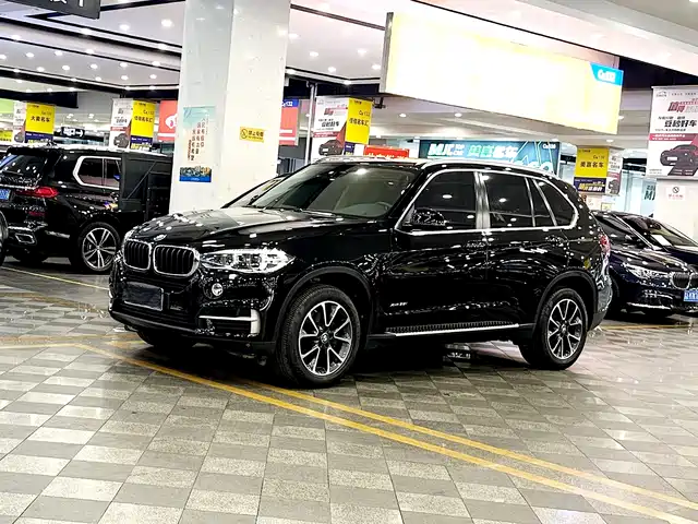BMW X5 2017 x Drive 35i Leading