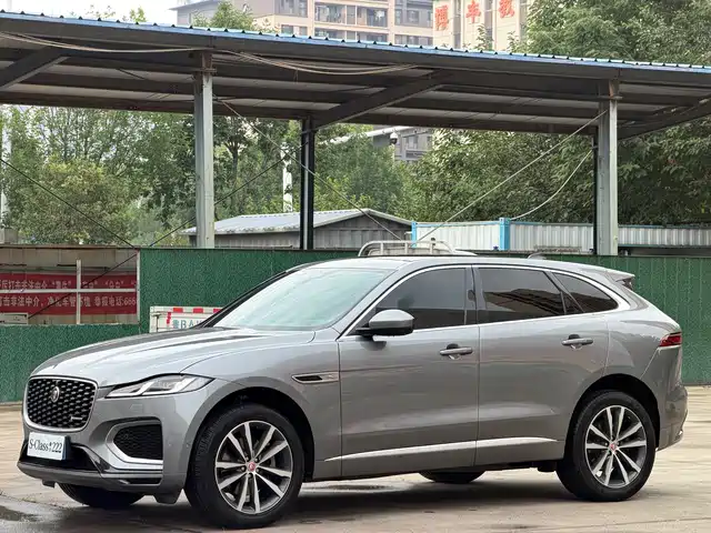 Jaguar F-PACE 2021 250 PS R-Dynamic S