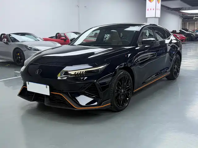 Changan UNI-V 2025 1.5 T 500 Bar Sport
