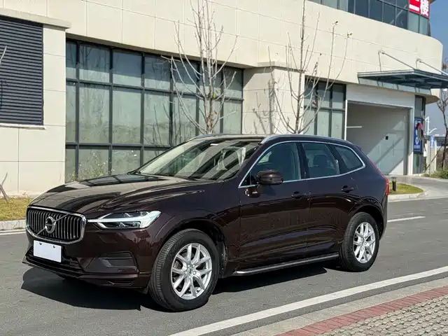 Volvo XC60 2019 T 5 4 WD V