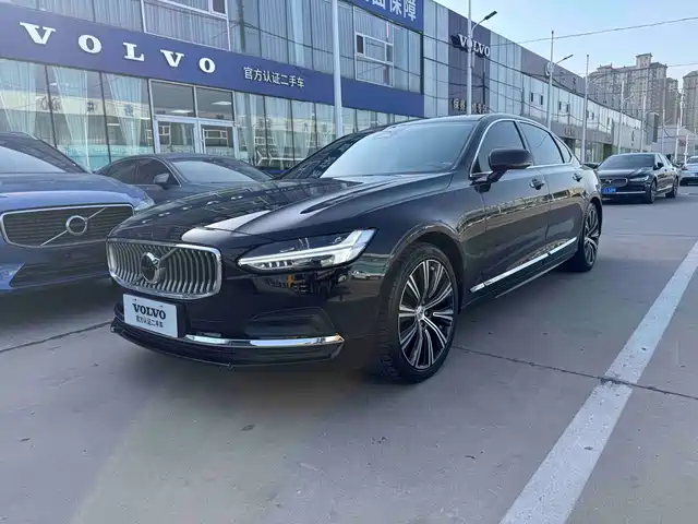 Volvo S90 2022 B 5