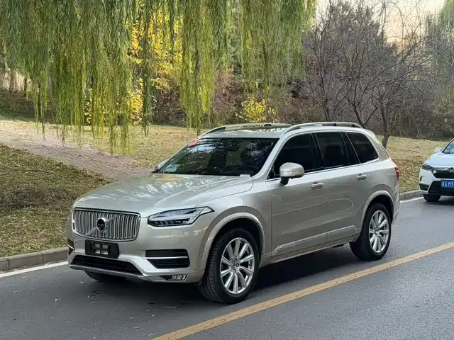 Volvo XC90 2017 T 6 5