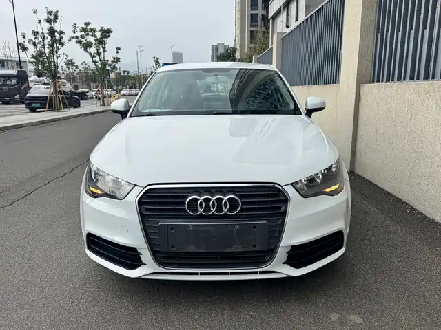 Audi A1 2014 30 TFSI Sportback