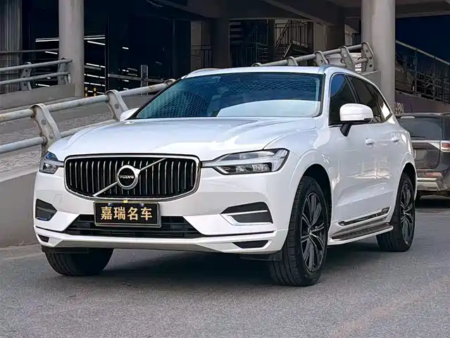 Volvo XC 60 2020 T 5 4 WD