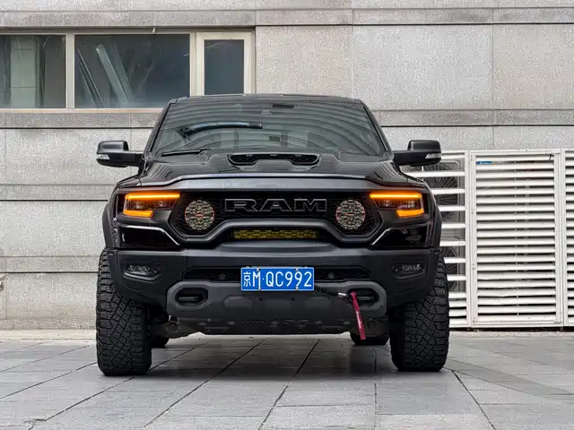 RAM Trucks 2023 6.2 T